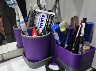 Badezimmer-Organizer + Zahnputzbecher