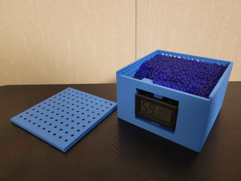 Desiccant Box With Hygrometer Slot
