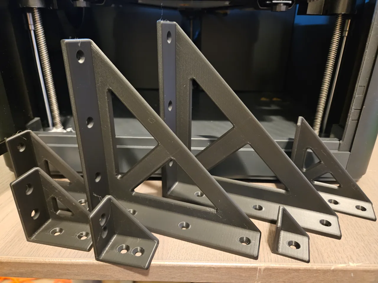 Shelf Bracket, 11 sizes view 2