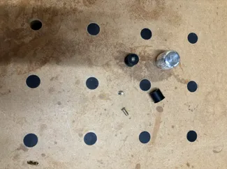 MFT-Tisch Lochabdeckung mit magnetischer Entnahme