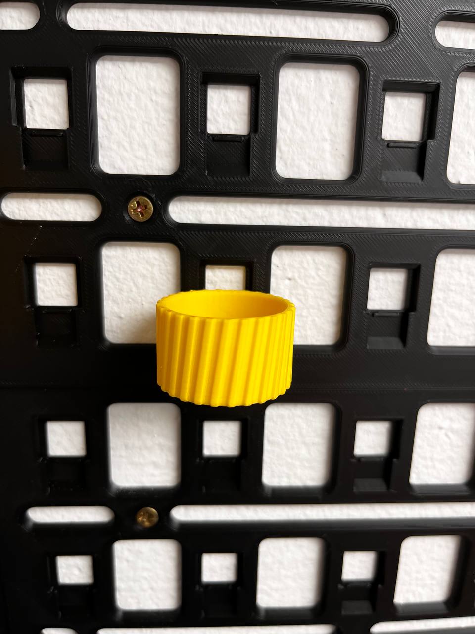 Miniatura 5 do modelo 3D MODRA Universal Round Holders (Multiple Diameters)