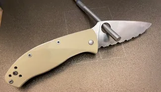 Spyderco Tenacious Scales