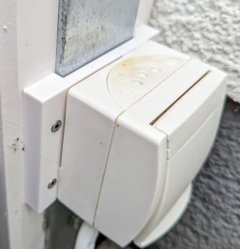 Power Outlet Bridge