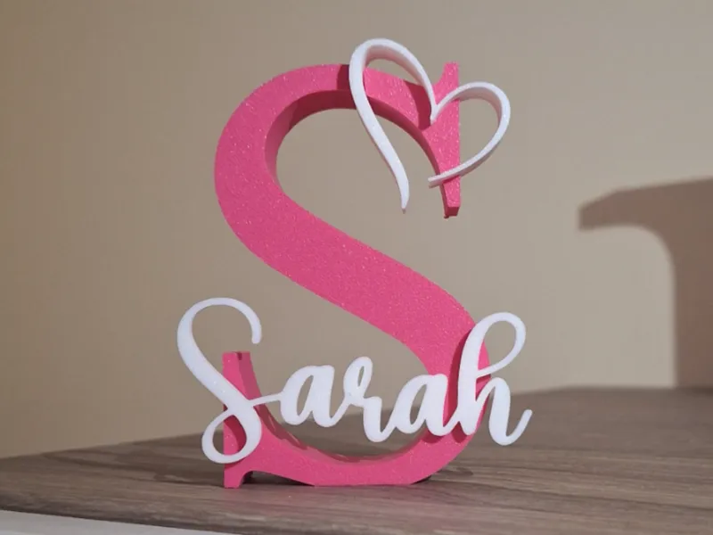 Sarah, lettera S con  nome, no ams