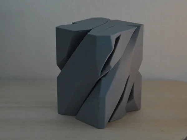 https://makerworld.bblmw.com/makerworld/model/USd6137f50b82529/design/5acbde907bd94f67.jpg
