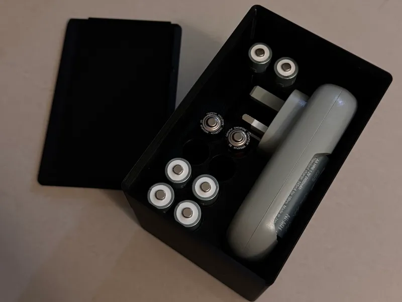 Gridfinity IKEA Stenkol Battery Charger Box + Lid