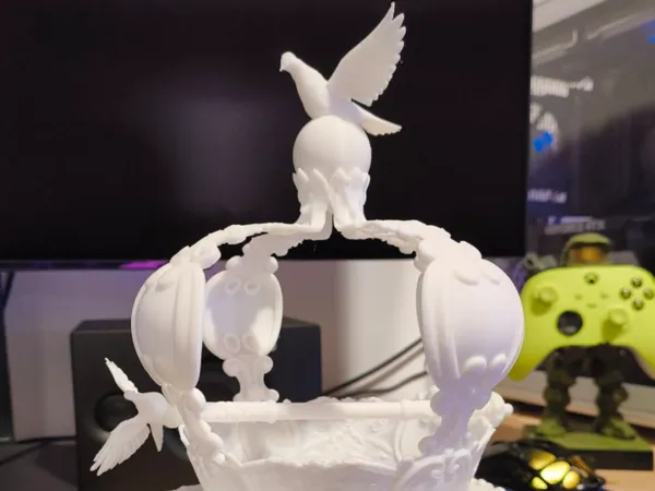 Couronne du Saint-Esprit décorative