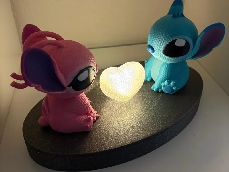 Lichtbox für Stitch und Angel model
