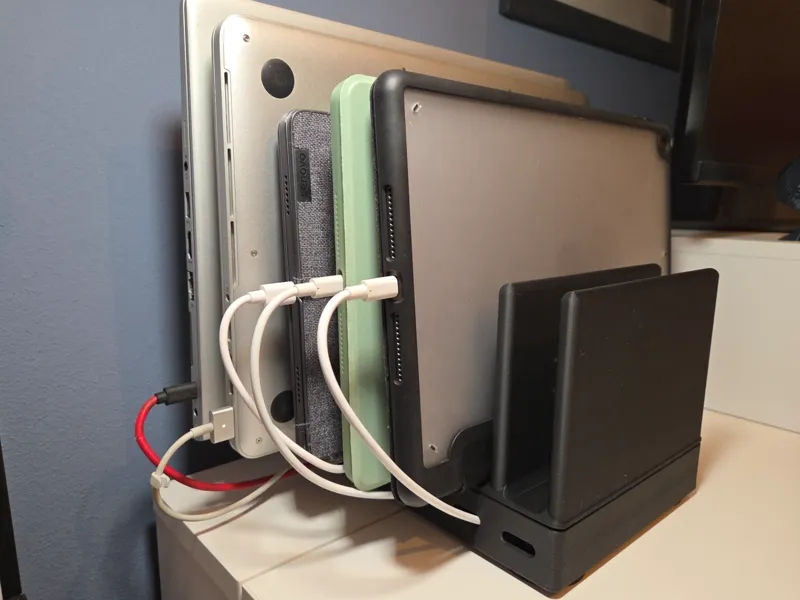 Tablet - Laptop Charging Stand