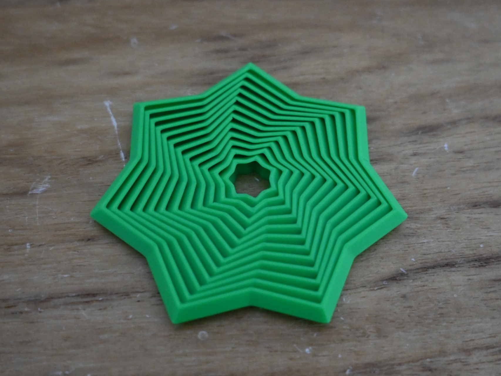 7 point star fidget swirl