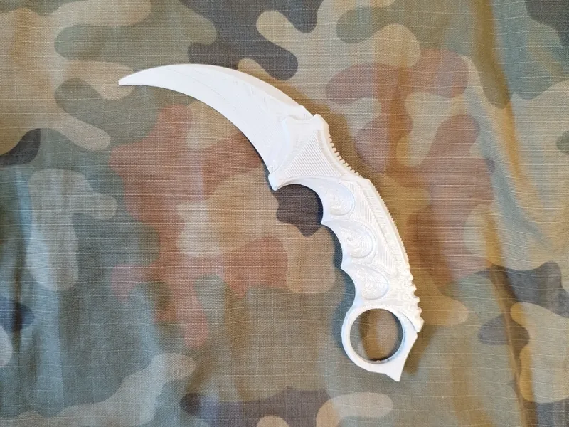 Karambit Knife - COUNTER STRIKE 2