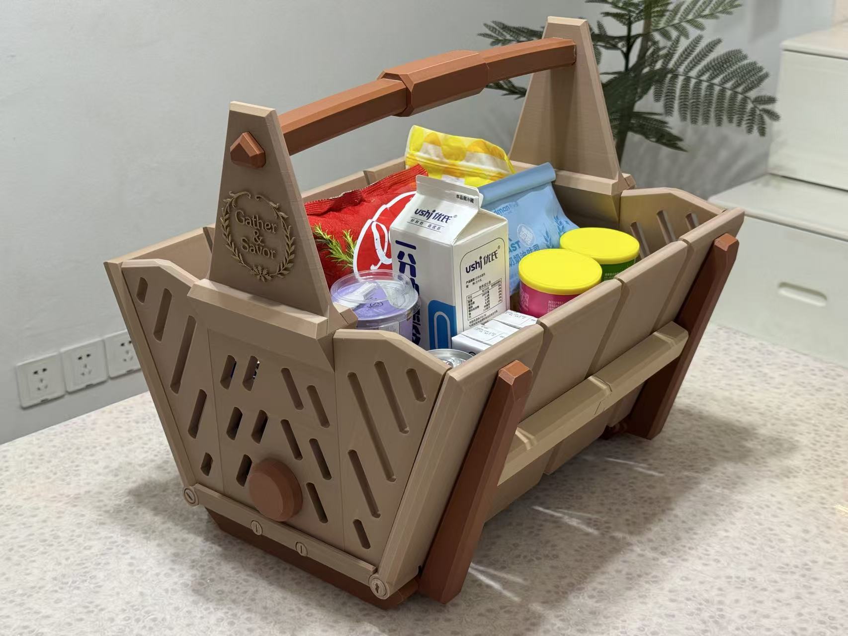 Miniatura 1 do modelo 3D 可变形复古手提收纳篮・折叠桌-车载旅行野餐多用途置物箱
