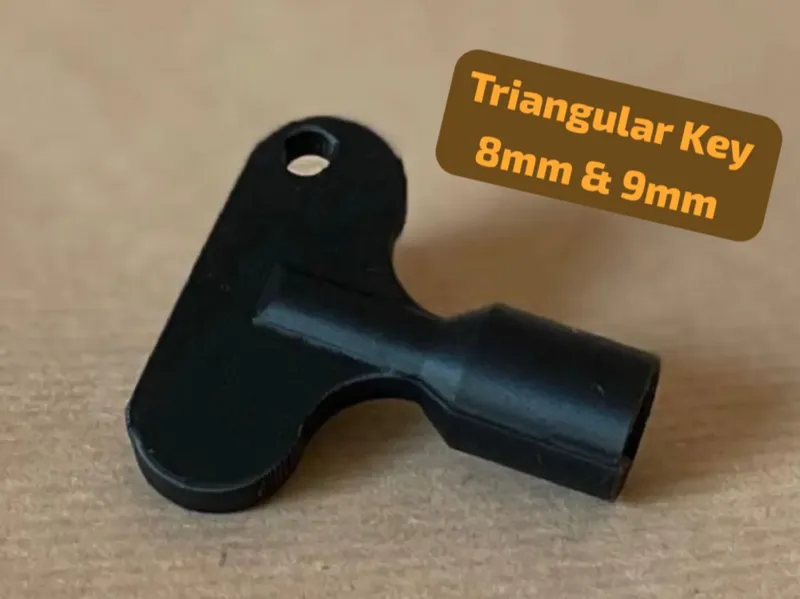 Triangular Key 8mm & 9mm / Dreieckschlüssel/ Llave