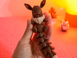 Cute Flexy Eevee Keychain - Pokemon