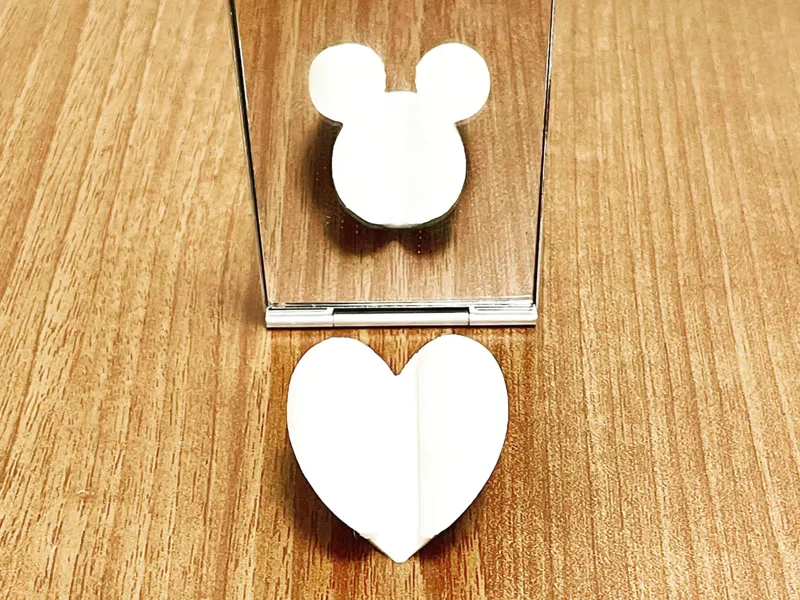 Reflection Illusion Object: Heart → Mouse Ears