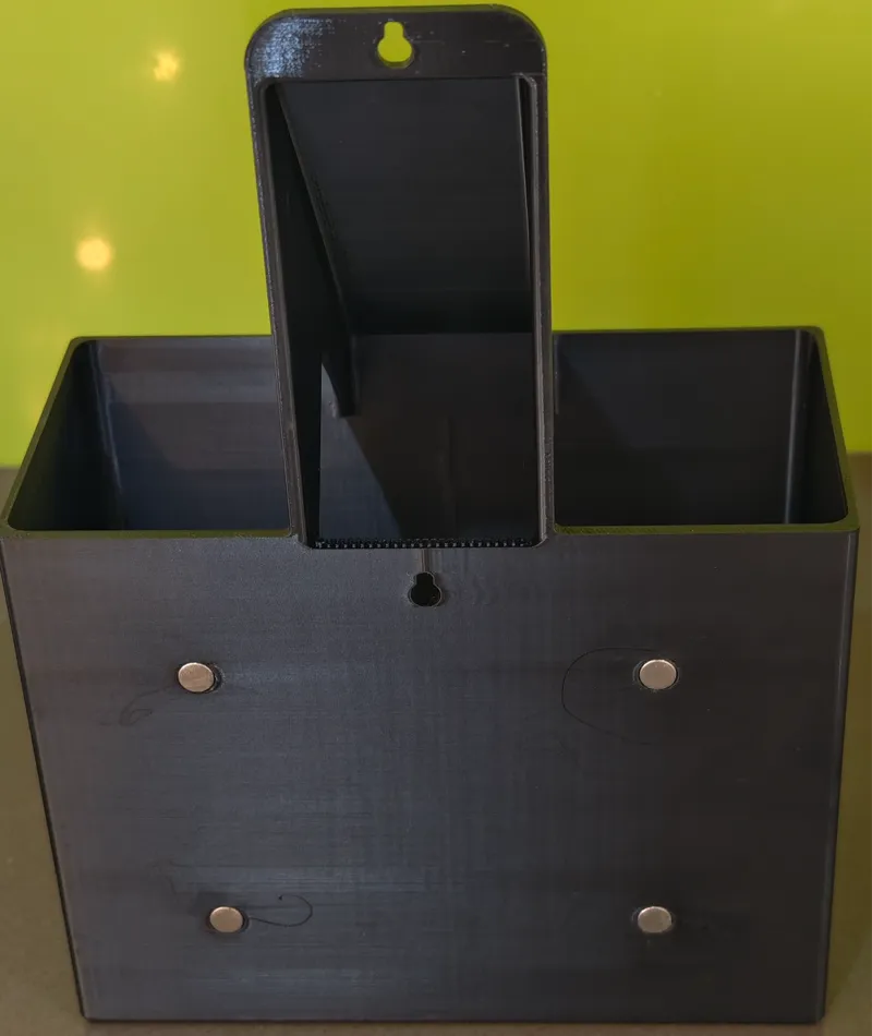 Poop bucket
