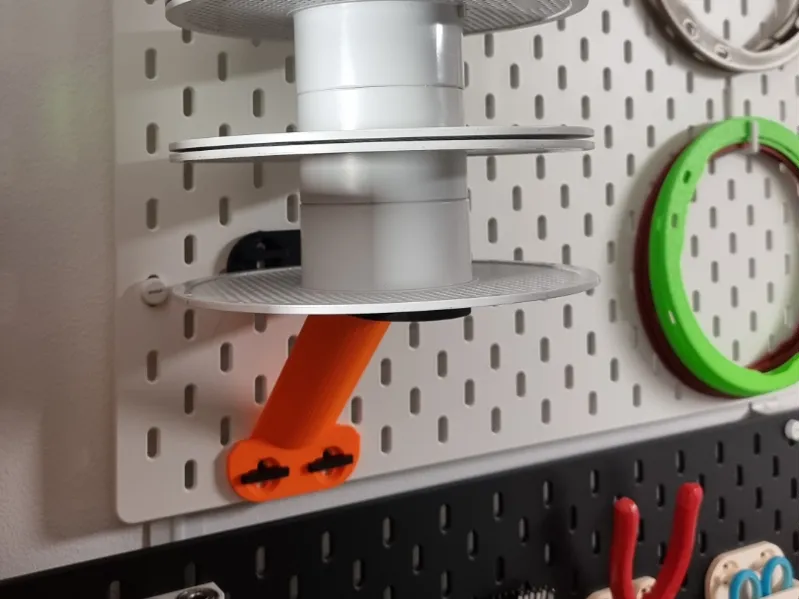 Spool holder for IKEA skadis - vertical - staple