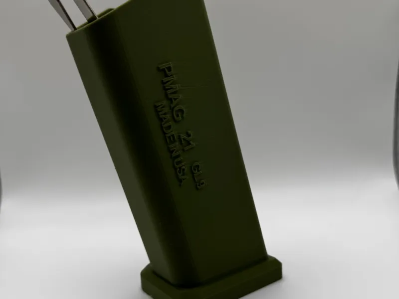 PMAG 9 Pen Holder