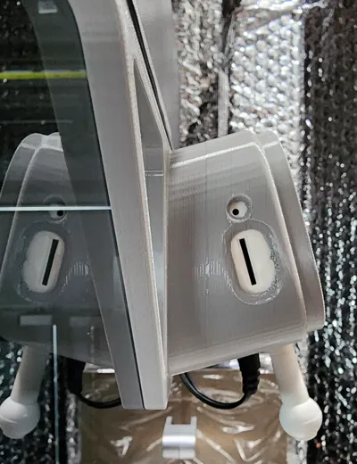 Tapo C110 camera door mount with 15° angle