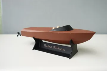 Modelo para impresión 3D: Rebel Riviera M1 - Cyberbrick Vintage RC Speedboat — vista de referencia 3