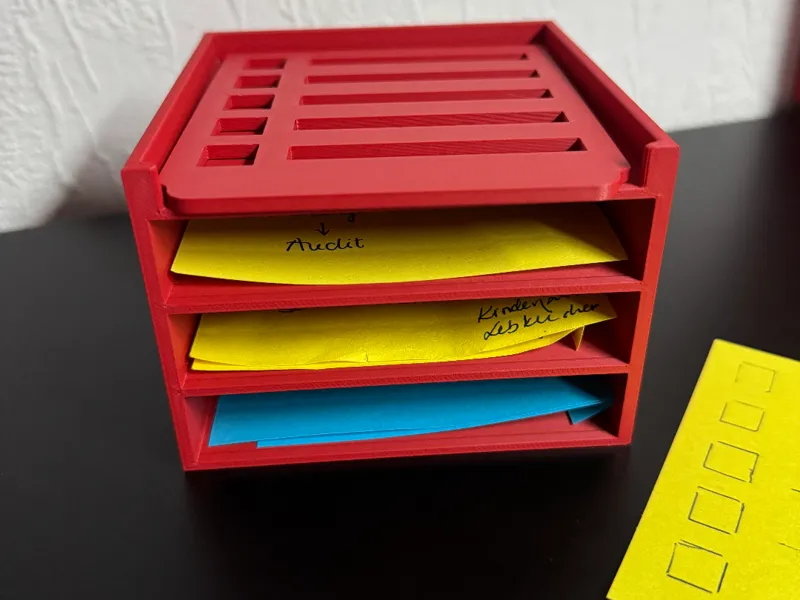Minimalist Note organizer with stencil for Desk