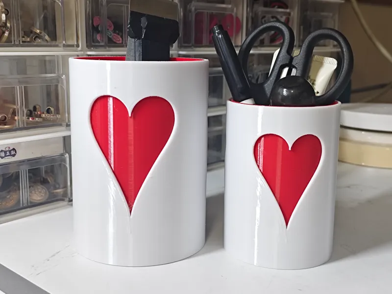 Sweetheart Pen Holder