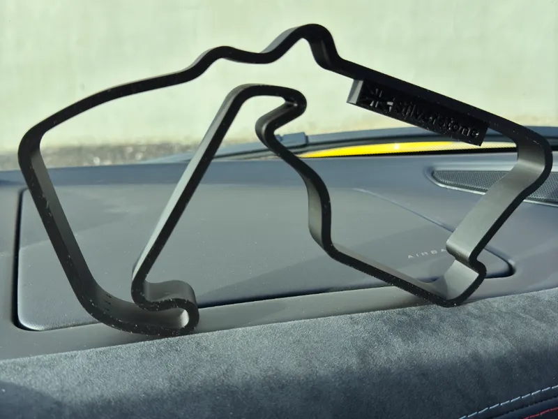 Silverstone F1 Track (Flag & Name)