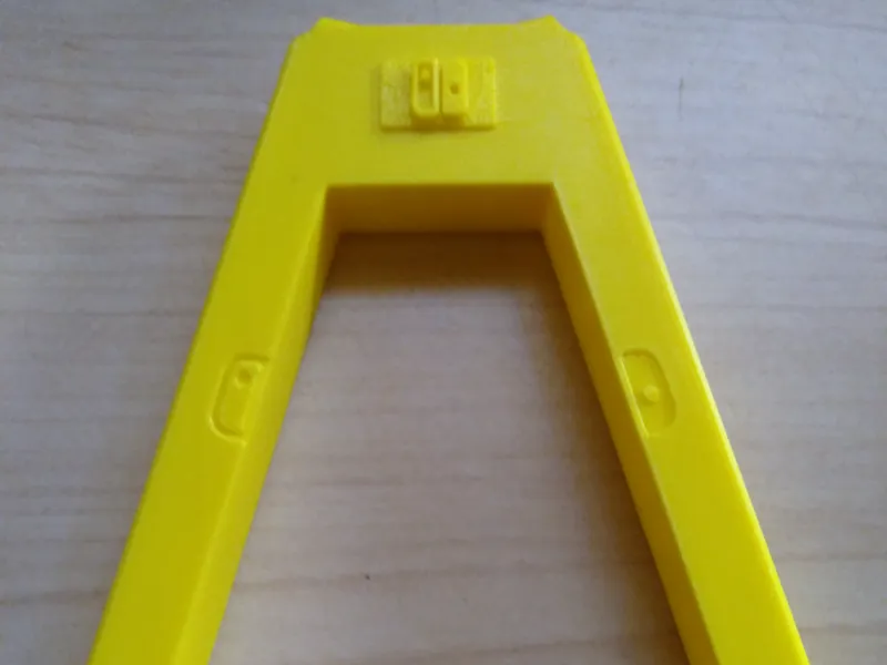 joy con connectors with switch logo