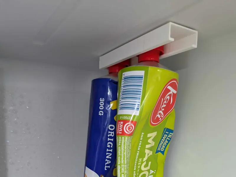 Tube holder