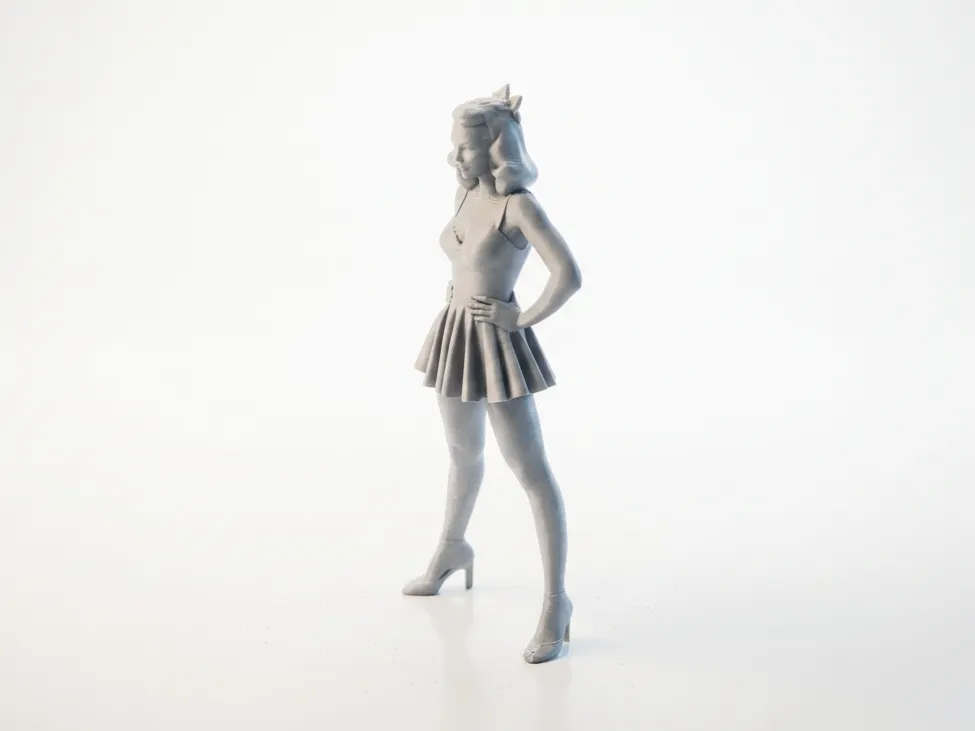 Blonde Lady Figurine Female Character 3D Printable view 2