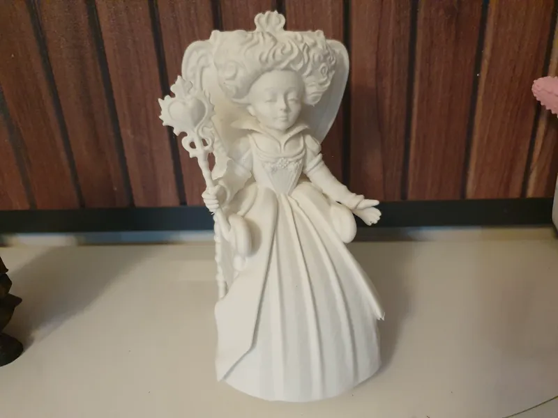 Herzkönigin insp. von Alice im Wunderland  Zepter