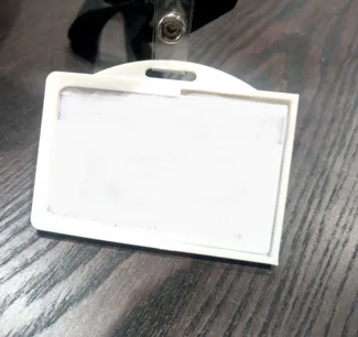 Horizontal Badge Holder with thin Tab