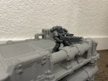 Escenografía en miniatura: Industrial Pipe Platform – Erhöhte Rohrplattform — vista de referencia 5