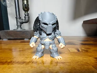 Predator Mini Titan - Multicolor Figure
