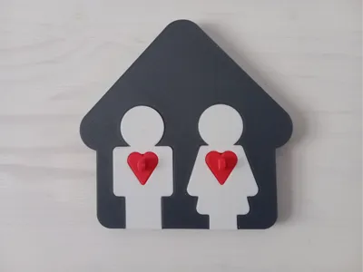 Couple key hanger with hearts