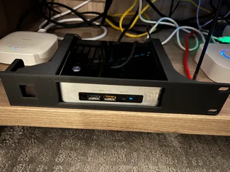 Intel NUC 5 & 6 Rack Mount - Left & Right Variants