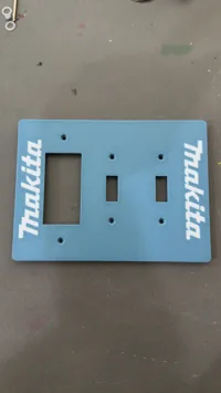 Makita 3 Gang Toggle - Decora Rocker