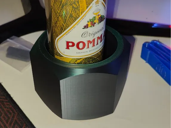 Nut cupholder