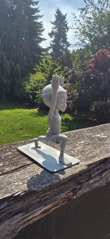 Alien yoga warrior pose by The Lady Prints A Lot MakerWorld: Download ...