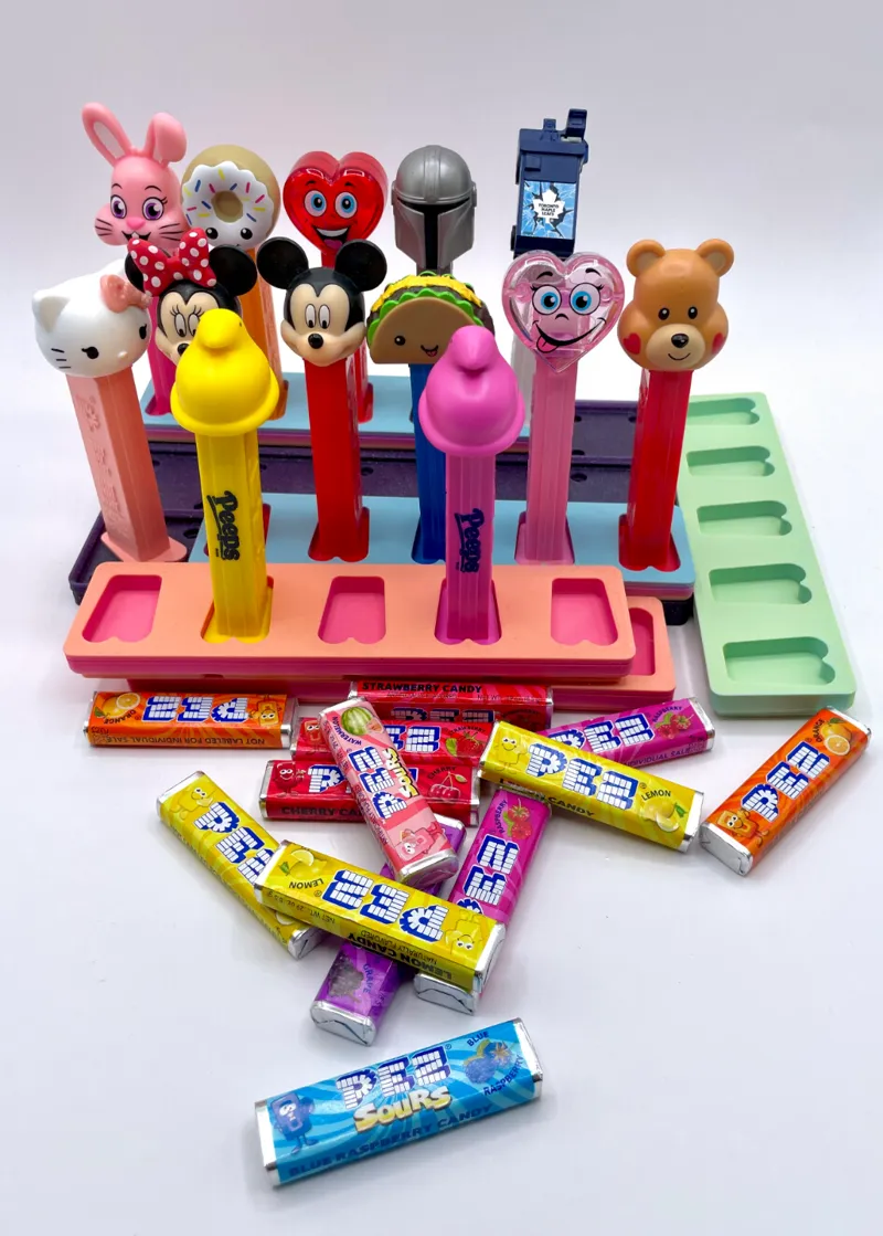PEZFinity - PEZ Dispenser Holder, Gridfinity Base