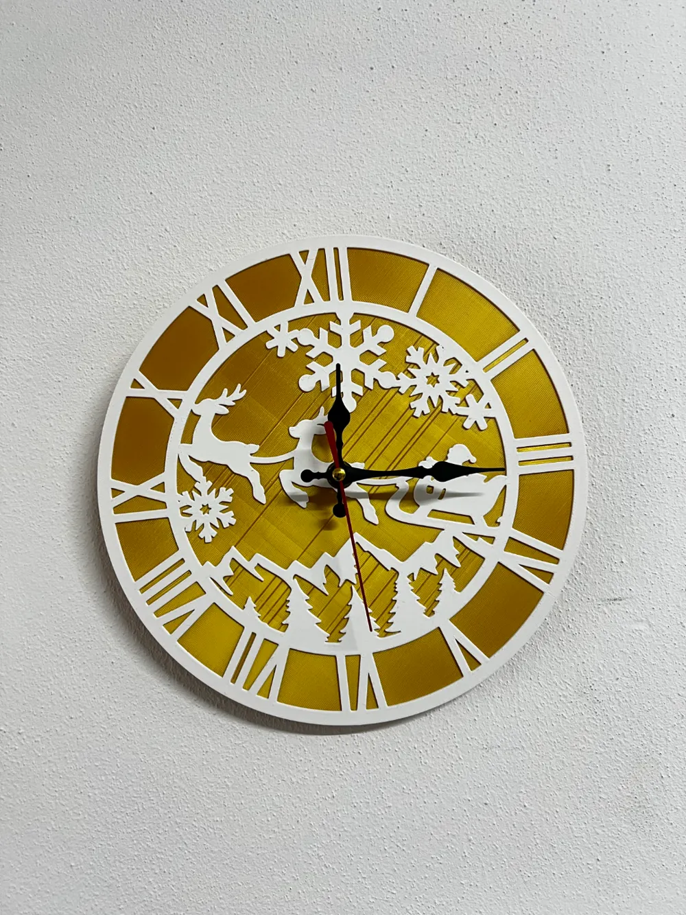 "Winter Wonderland" Wall Clock by Covic 3D - MakerWorld