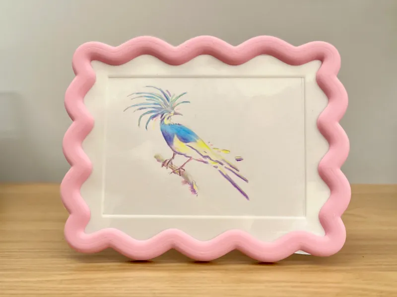 Wavy Picture Frame 5x7 – Print-in-Place Stand
