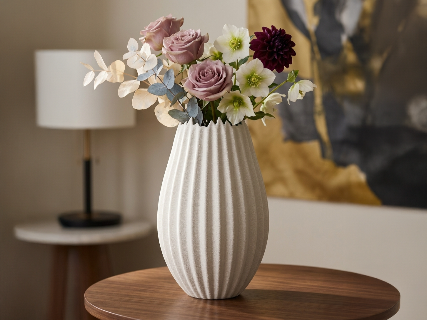 PetalWave Vase – Elegant Ribbed Flower Vase