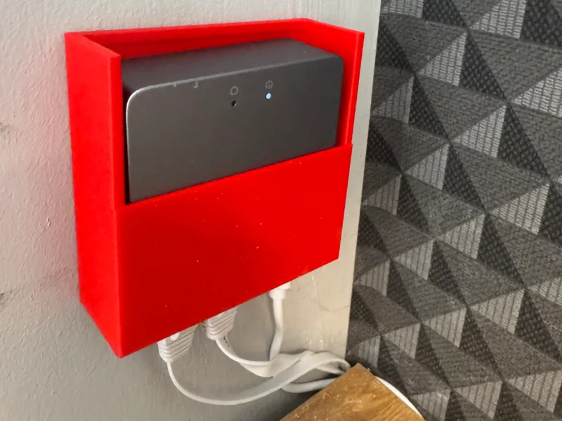 GL.iNet Brume 2 wall mount