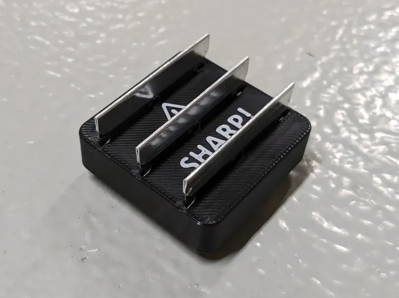 Gridfinity Razor Blade Holder