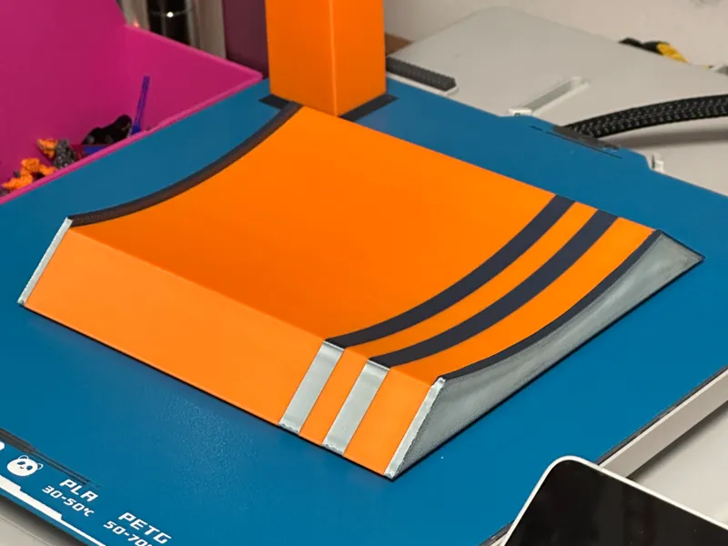A simple Money Tray, made with Fusion360 