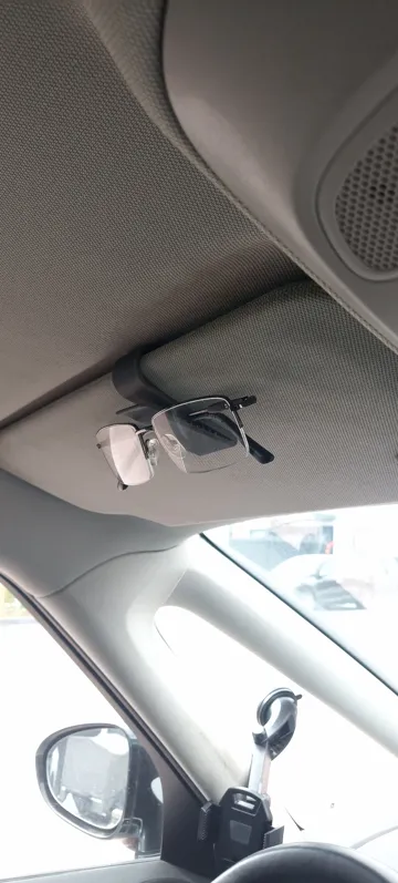 Soporte: CAR VISOR SUNGLASSES HOLDER — vista de referencia 5