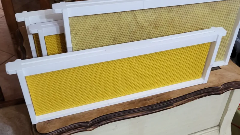 Top Load - Langstroth Beehive Frame - Super Open