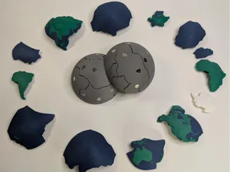 Magnetic Globe Puzzle