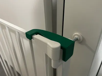 munchkin baby door stopper